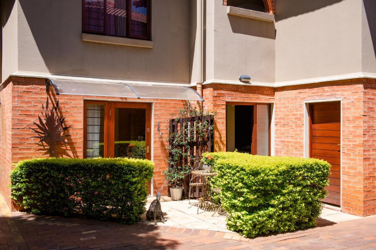 37 On Charles Hotel Pretoria Ngoại thất bức ảnh